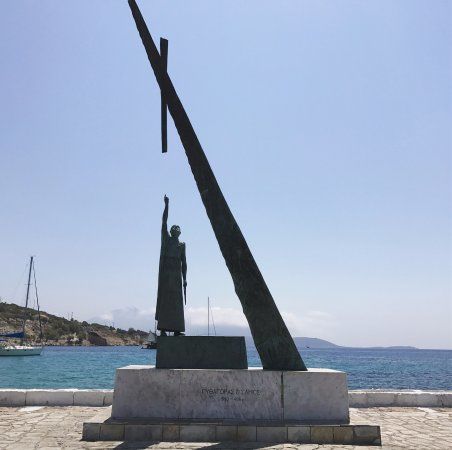 Pythagoras Statue